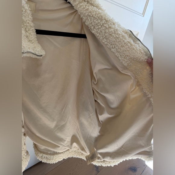 BLANKNYC Bear Hug Denim Sherpa Jacket - Picture 8 of 12